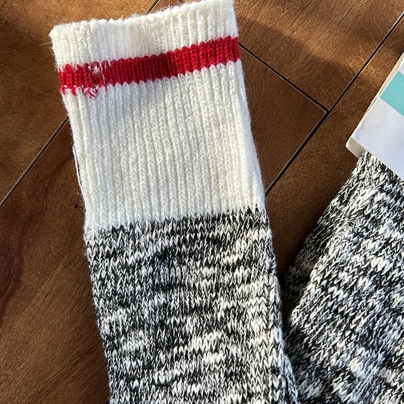 NWT⭐️ARDENE💫 Women’s White/Black Over-The-Knee Socks 🧦 - Picture 5 of 8